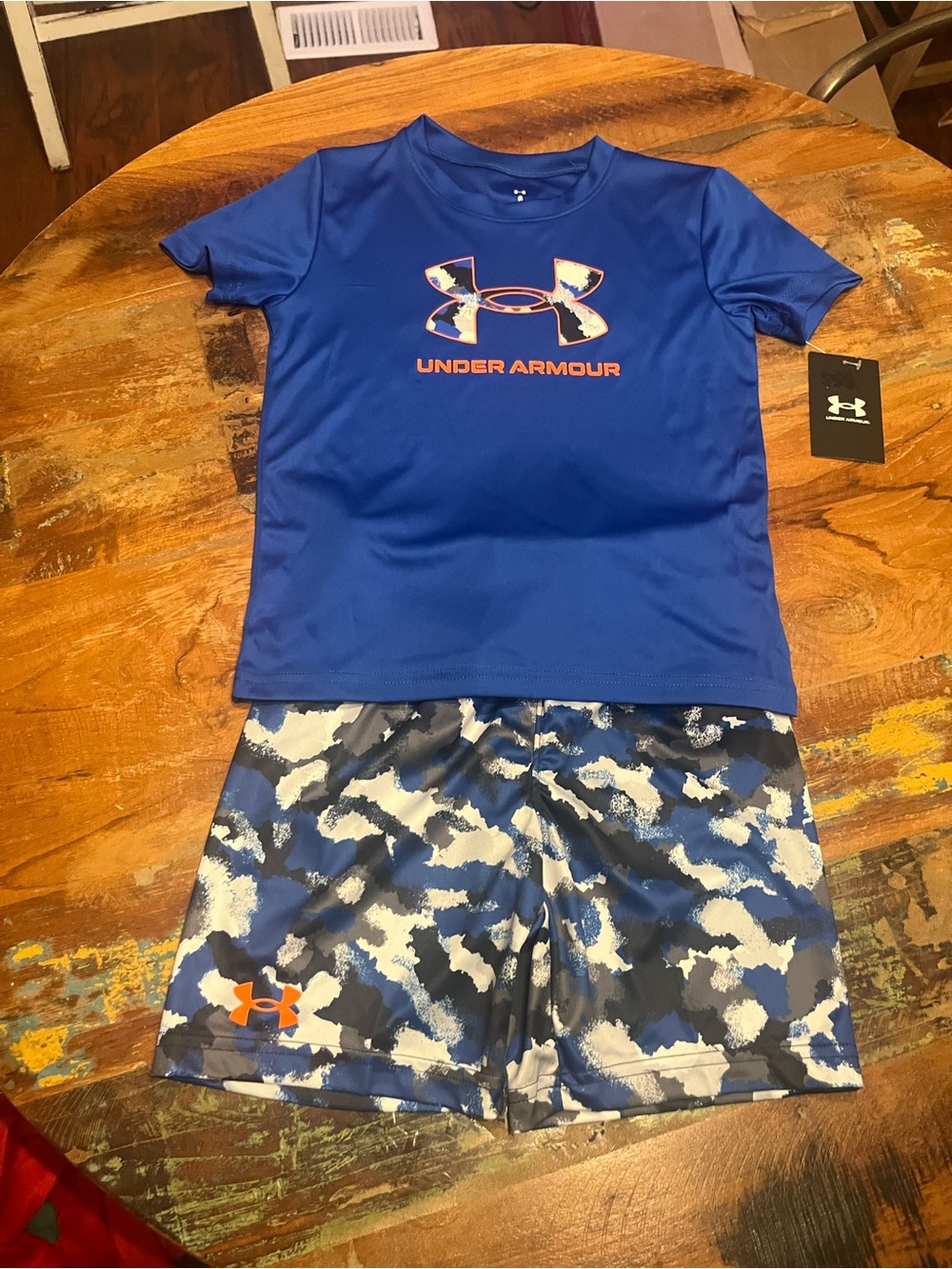 NWT Under Armour Boys 2 Piece Shorts Set